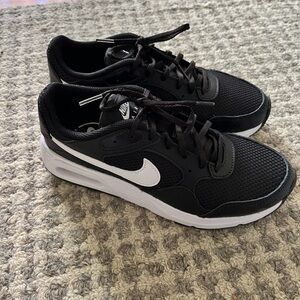 Women’s Nike Air Max